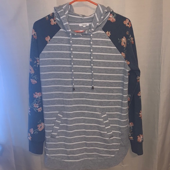 Long sleeve hooded shirt. Super soft and like new. - Picture 1 of 4